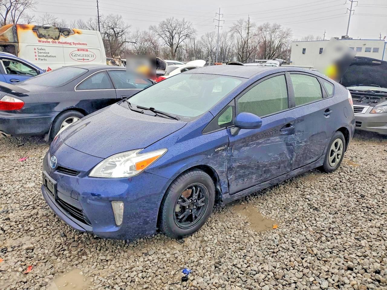 2015 TOYOTA PRIUS