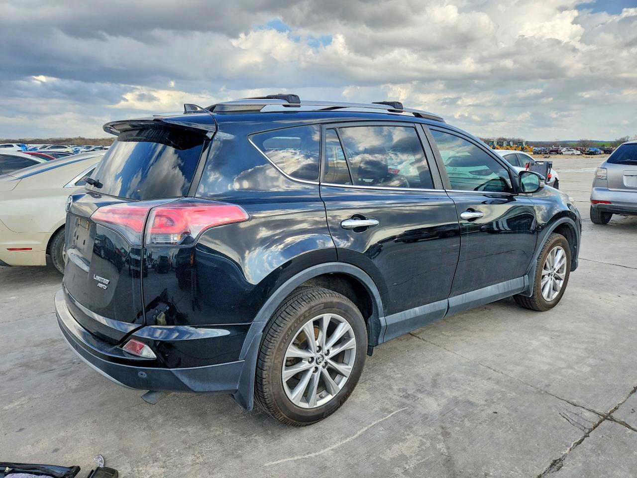2017 TOYOTA RAV4