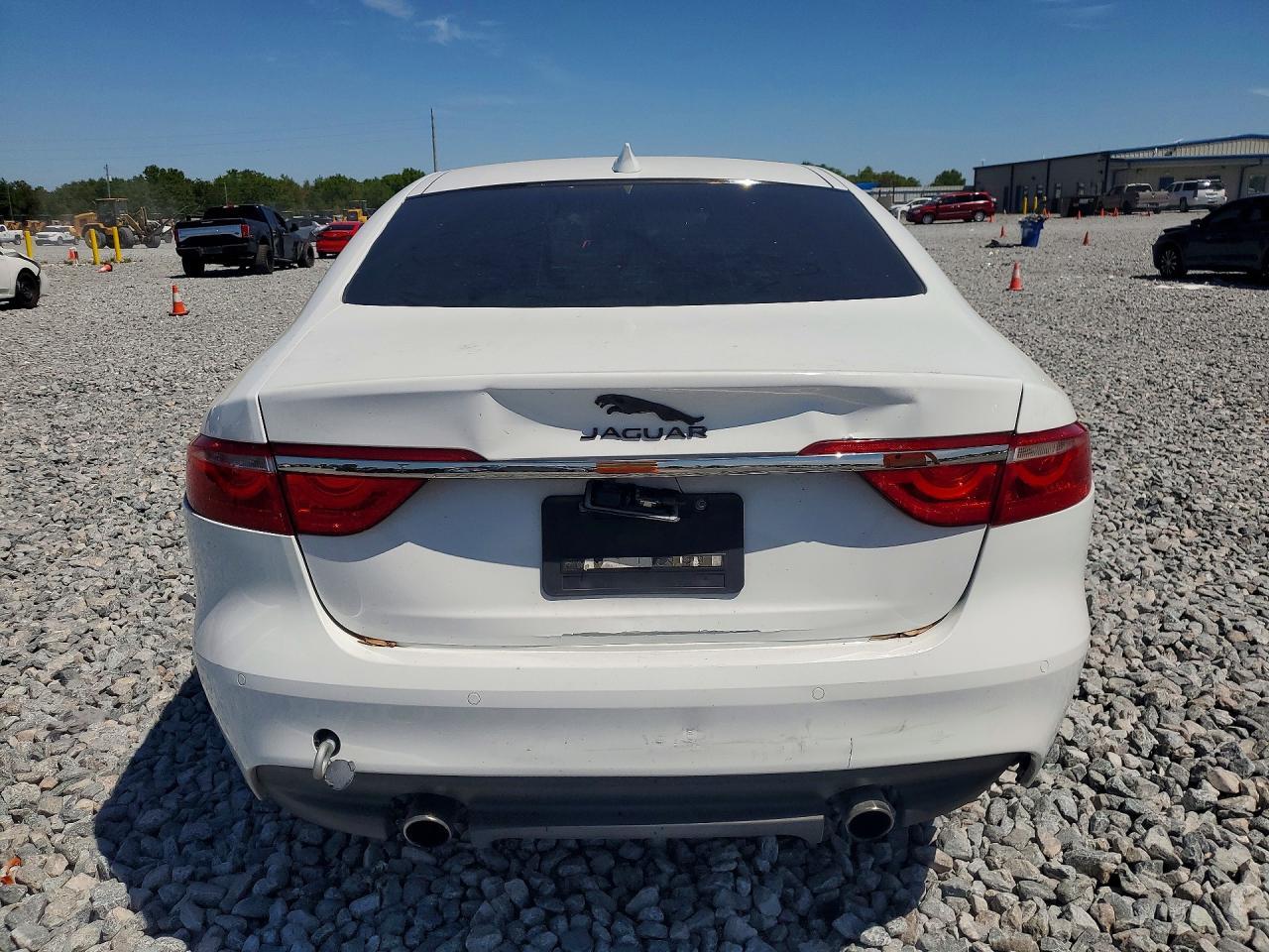2018 JAGUAR XF