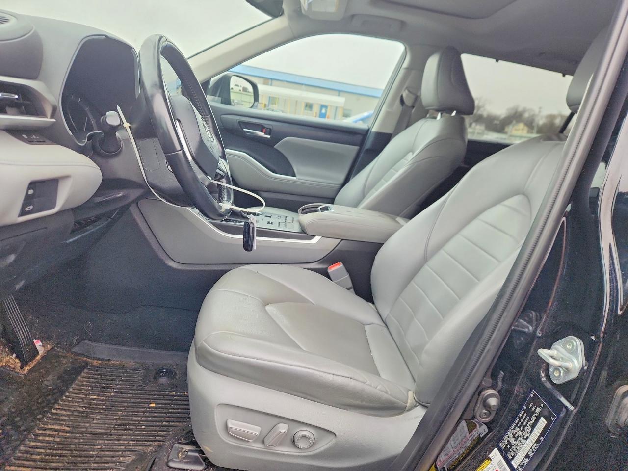 2021 TOYOTA HIGHLANDER