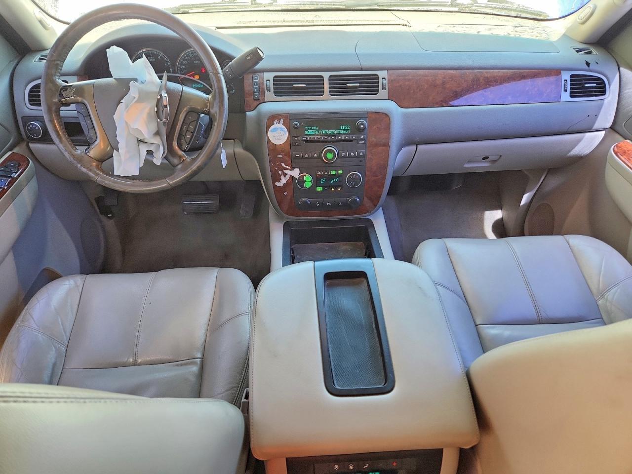 2011 CHEVROLET Tahoe