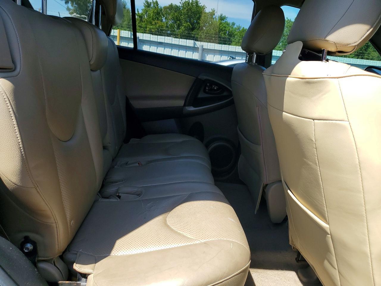 2010 TOYOTA RAV4