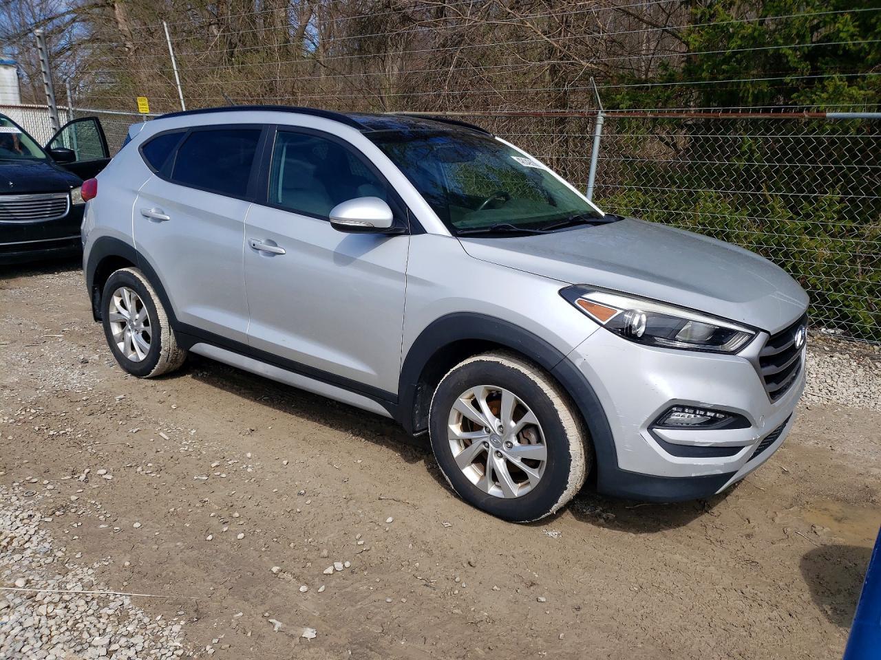 2017 HYUNDAI TUCSON