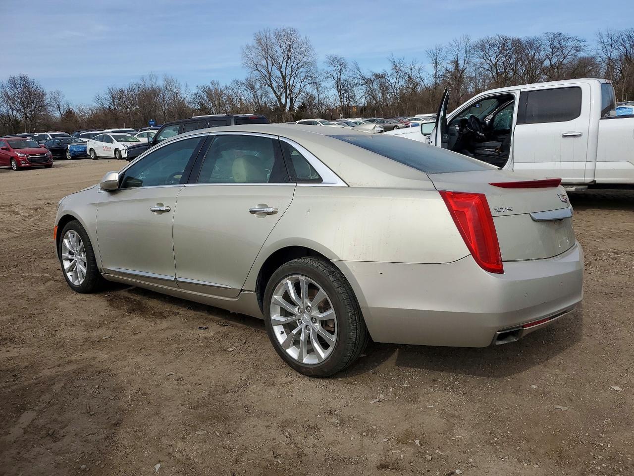 2016 CADILLAC XTS