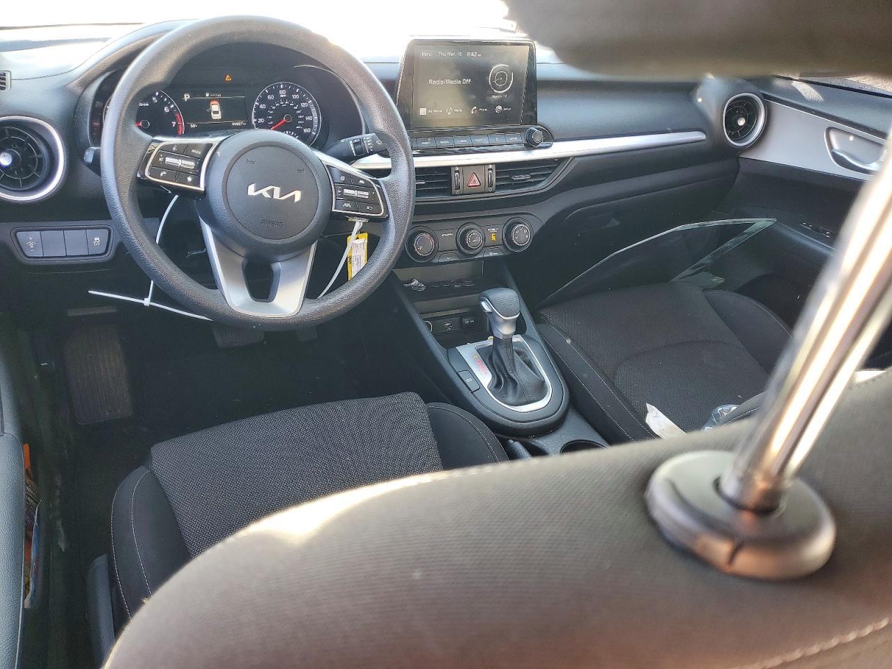 2023 KIA FORTE