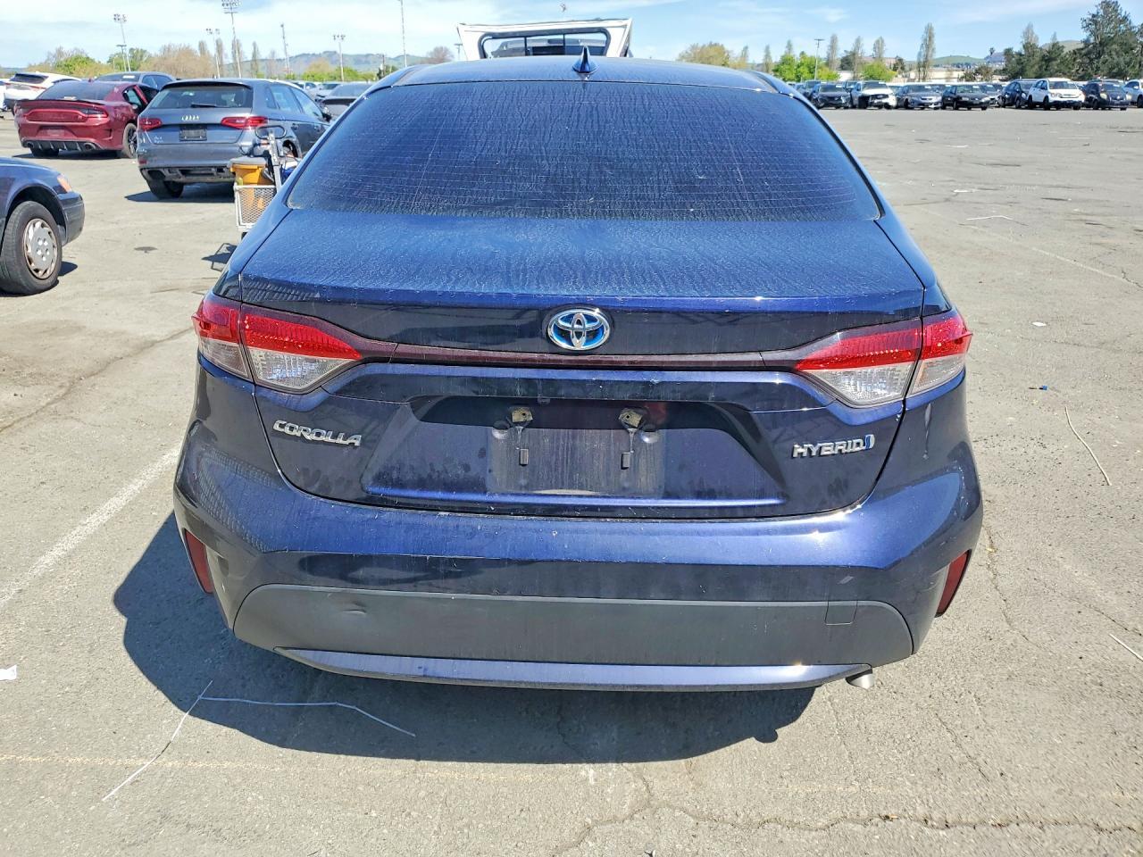 2022 TOYOTA COROLLA