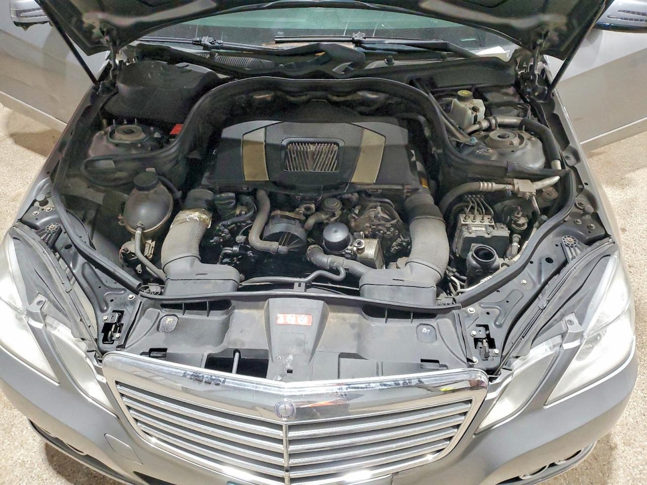 2011 MERCEDES-BENZ E-Class