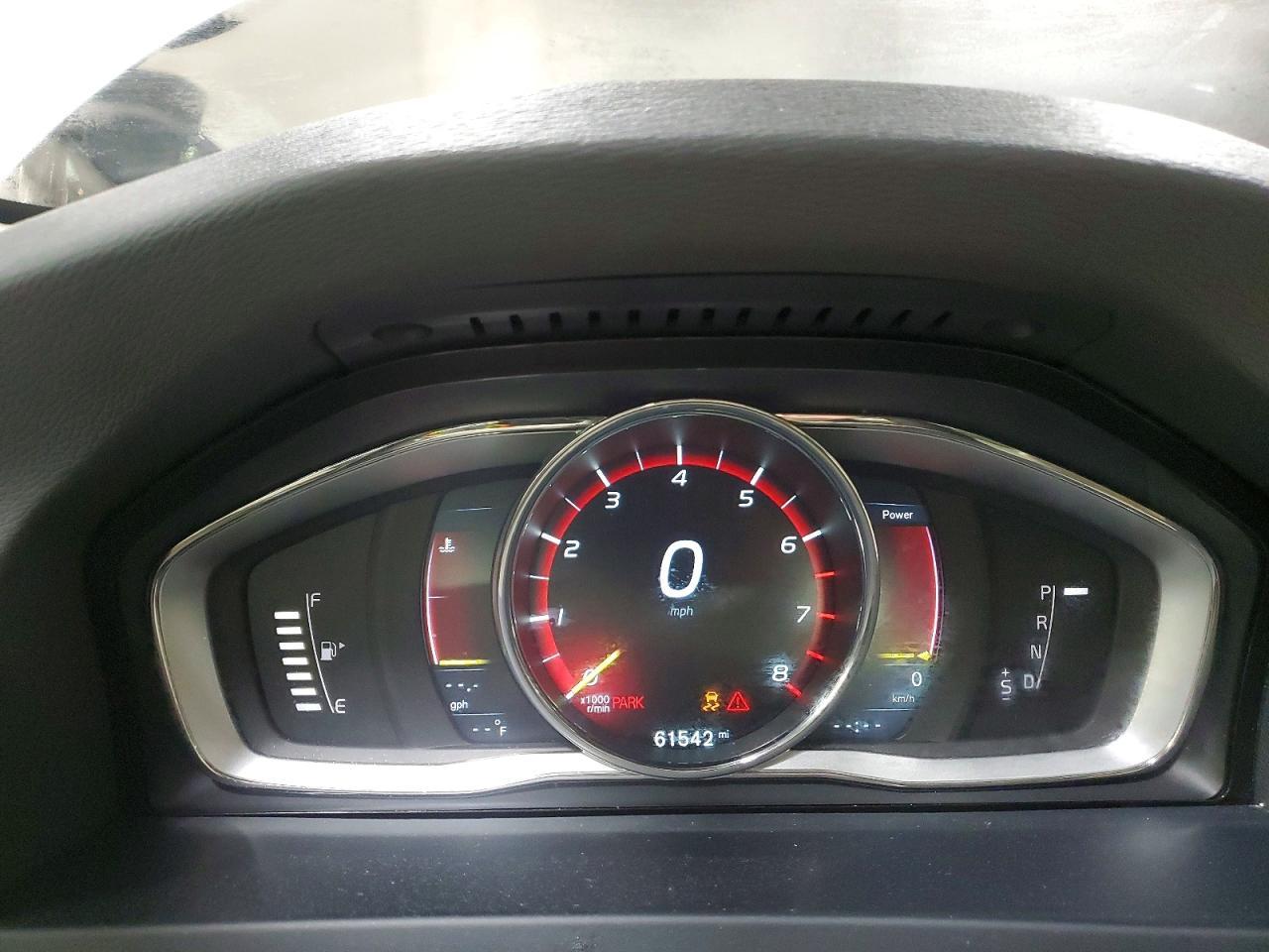 2016 VOLVO S60