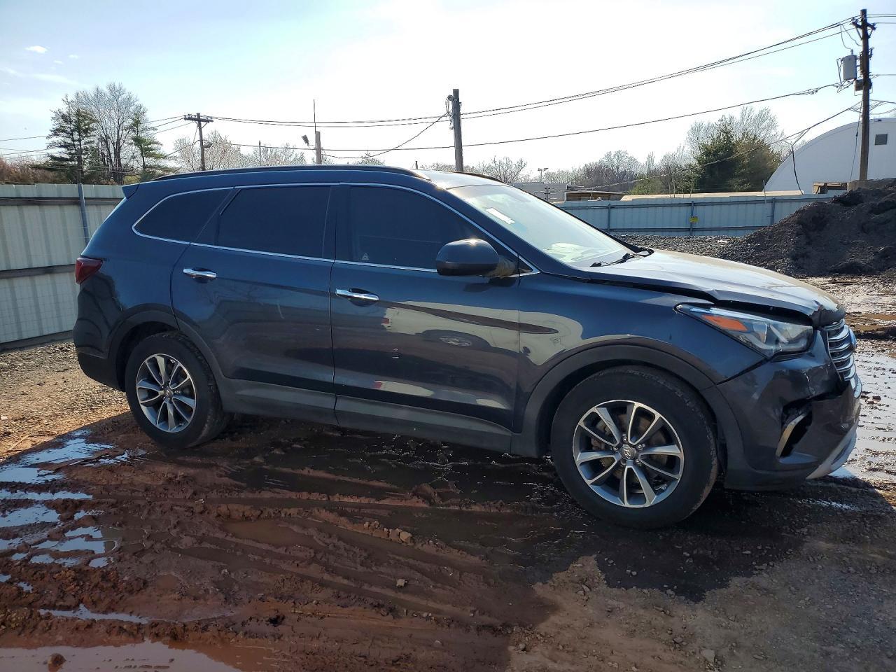 2017 HYUNDAI SANTA FE