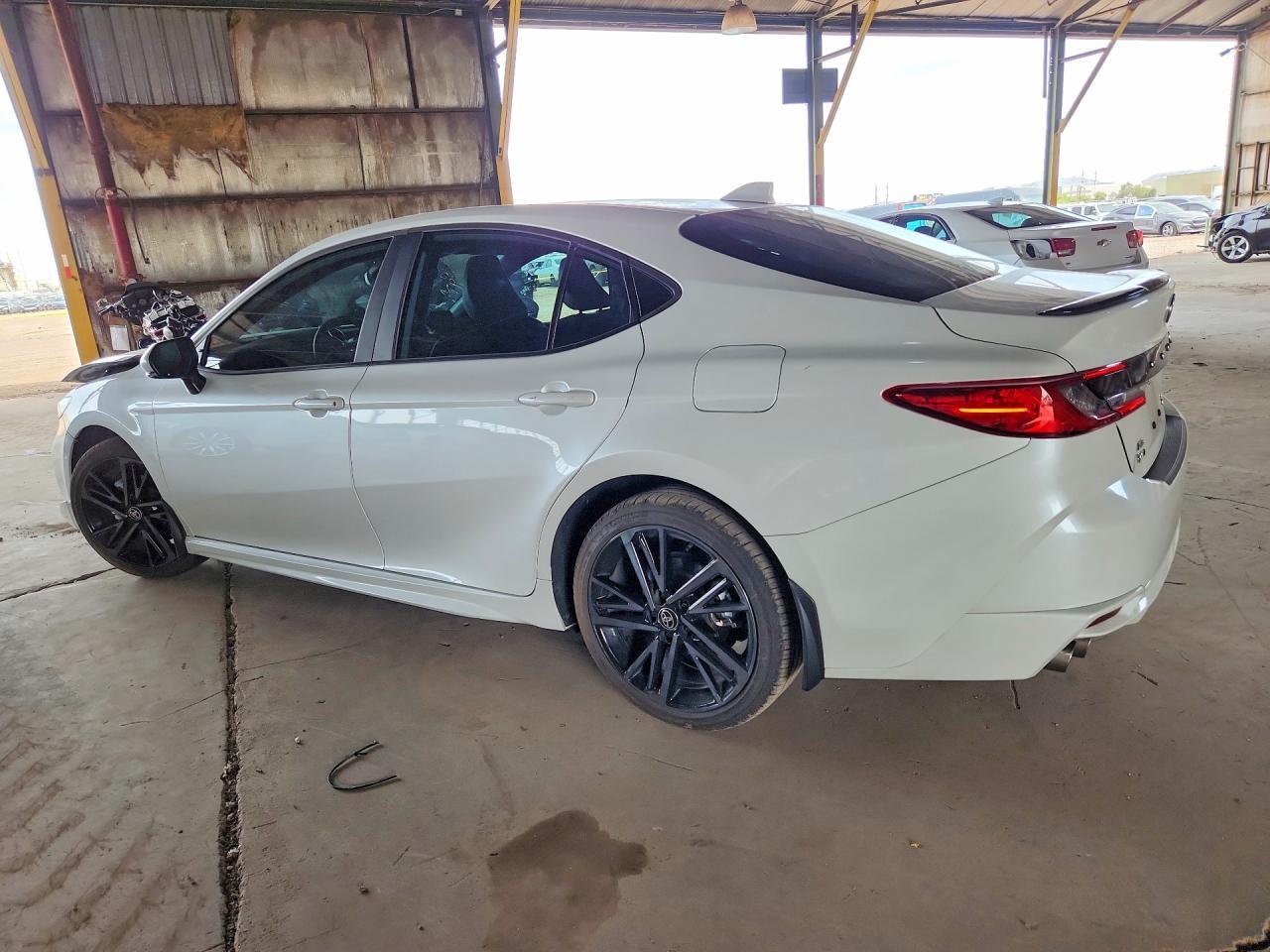 2025 TOYOTA CAMRY