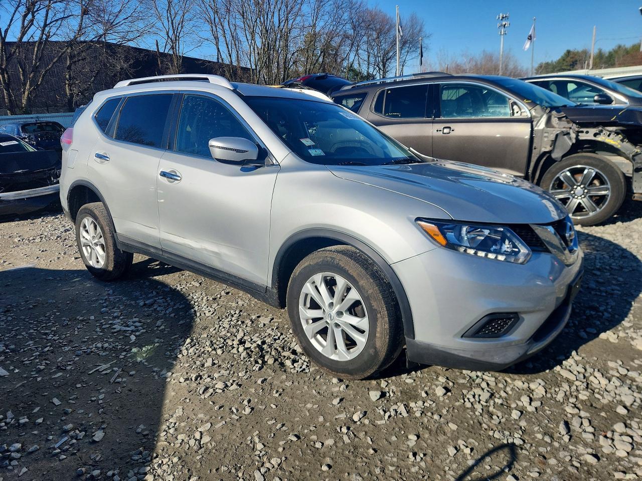2016 NISSAN ROGUE