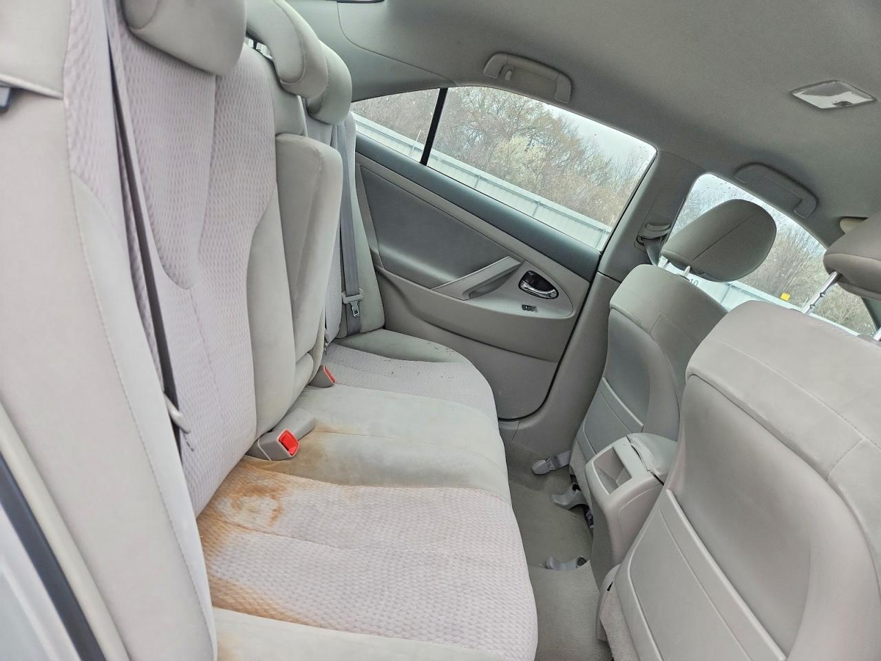 2011 TOYOTA CAMRY