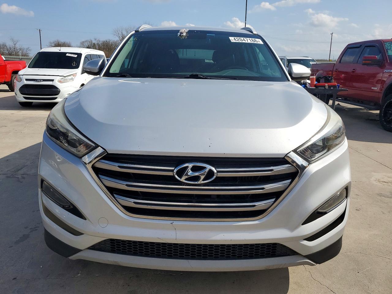 2017 HYUNDAI TUCSON