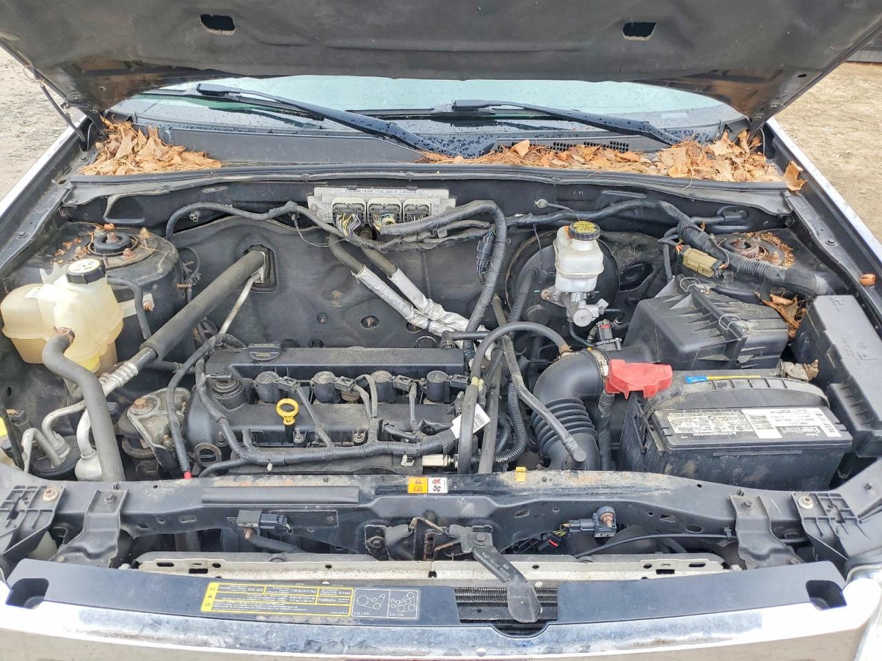 2010 FORD ESCAPE