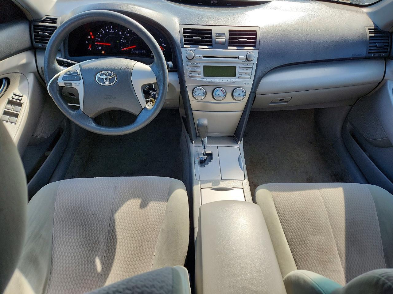 2010 TOYOTA CAMRY