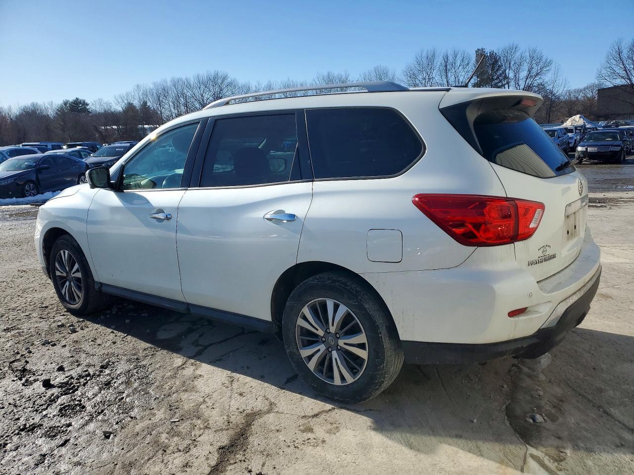 2017 NISSAN PATHFINDER