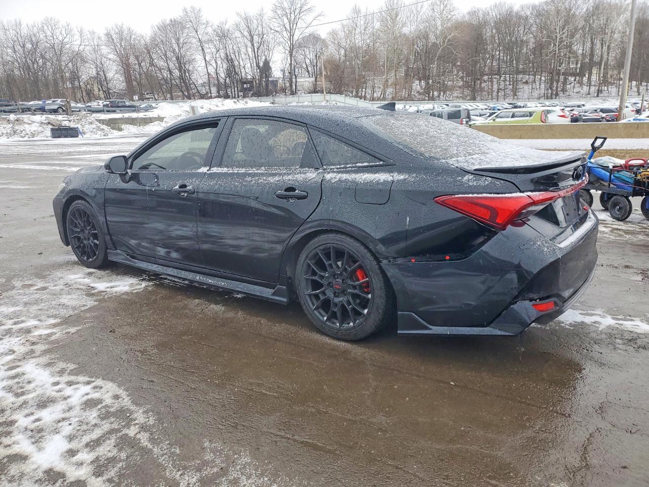 2020 TOYOTA Avalon