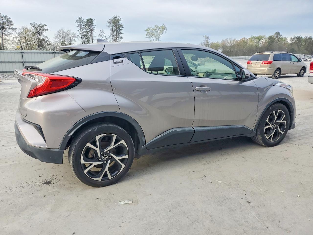 2018 TOYOTA C-HR