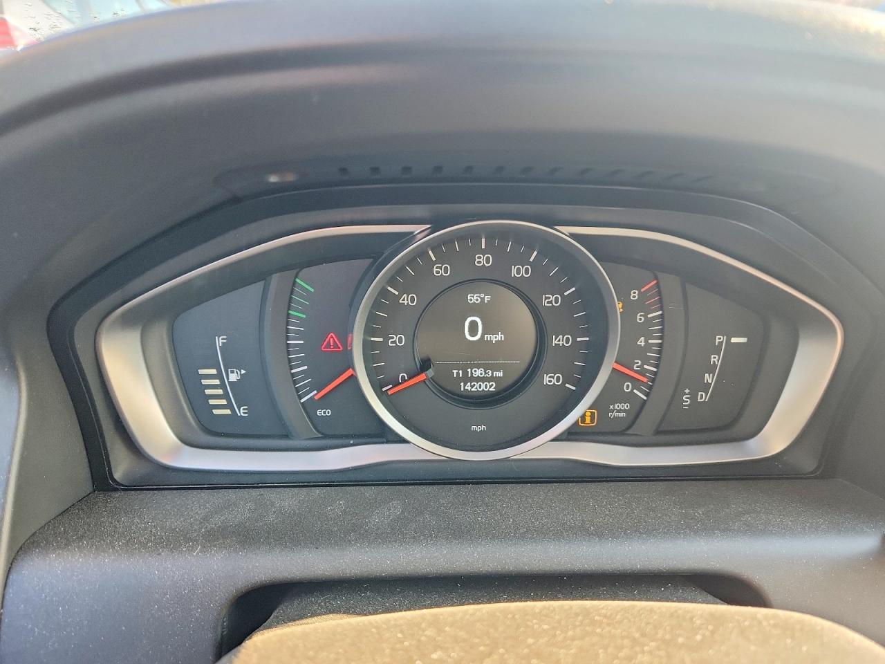 2016 VOLVO XC60