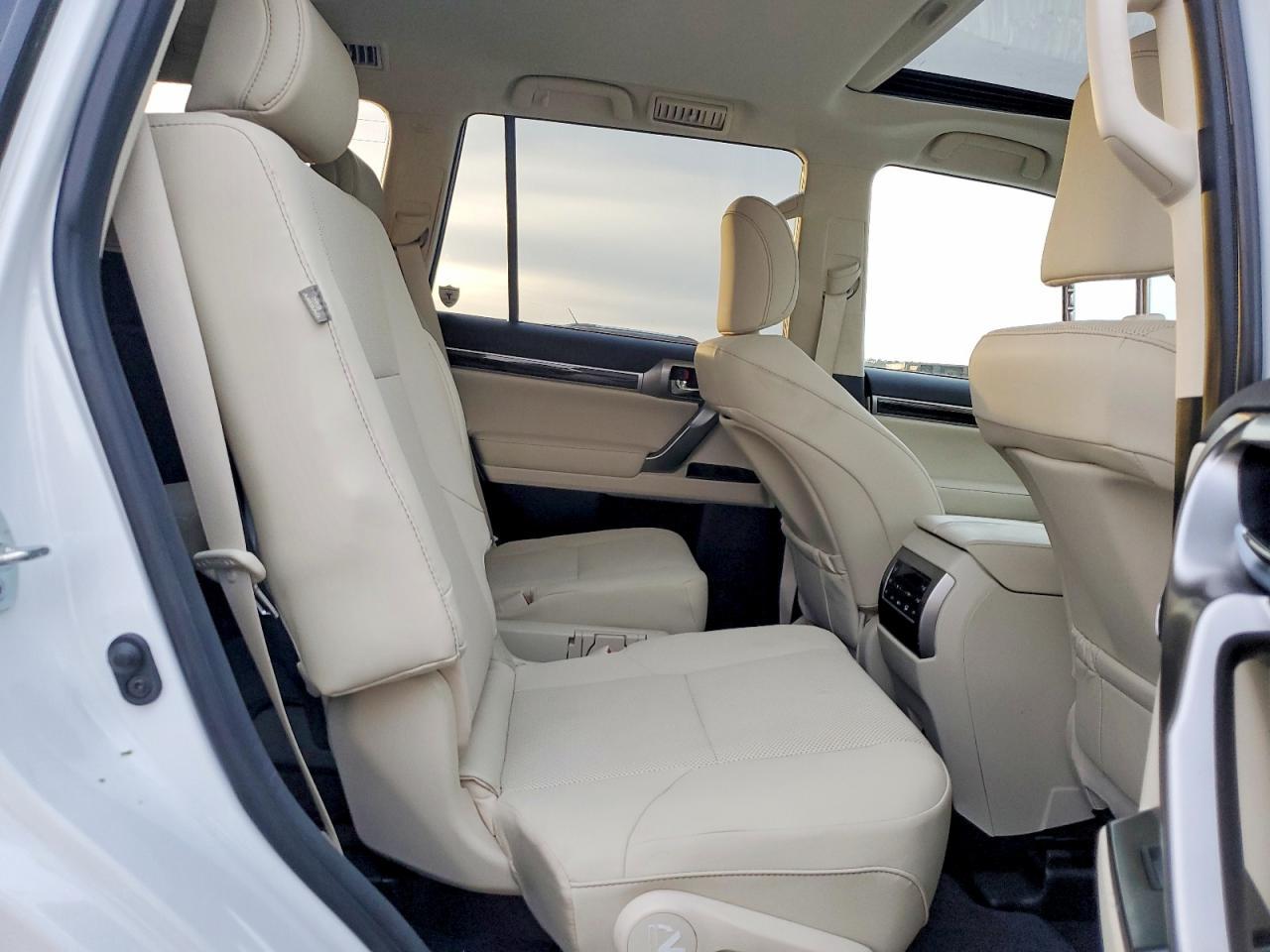 2023 LEXUS GX 460