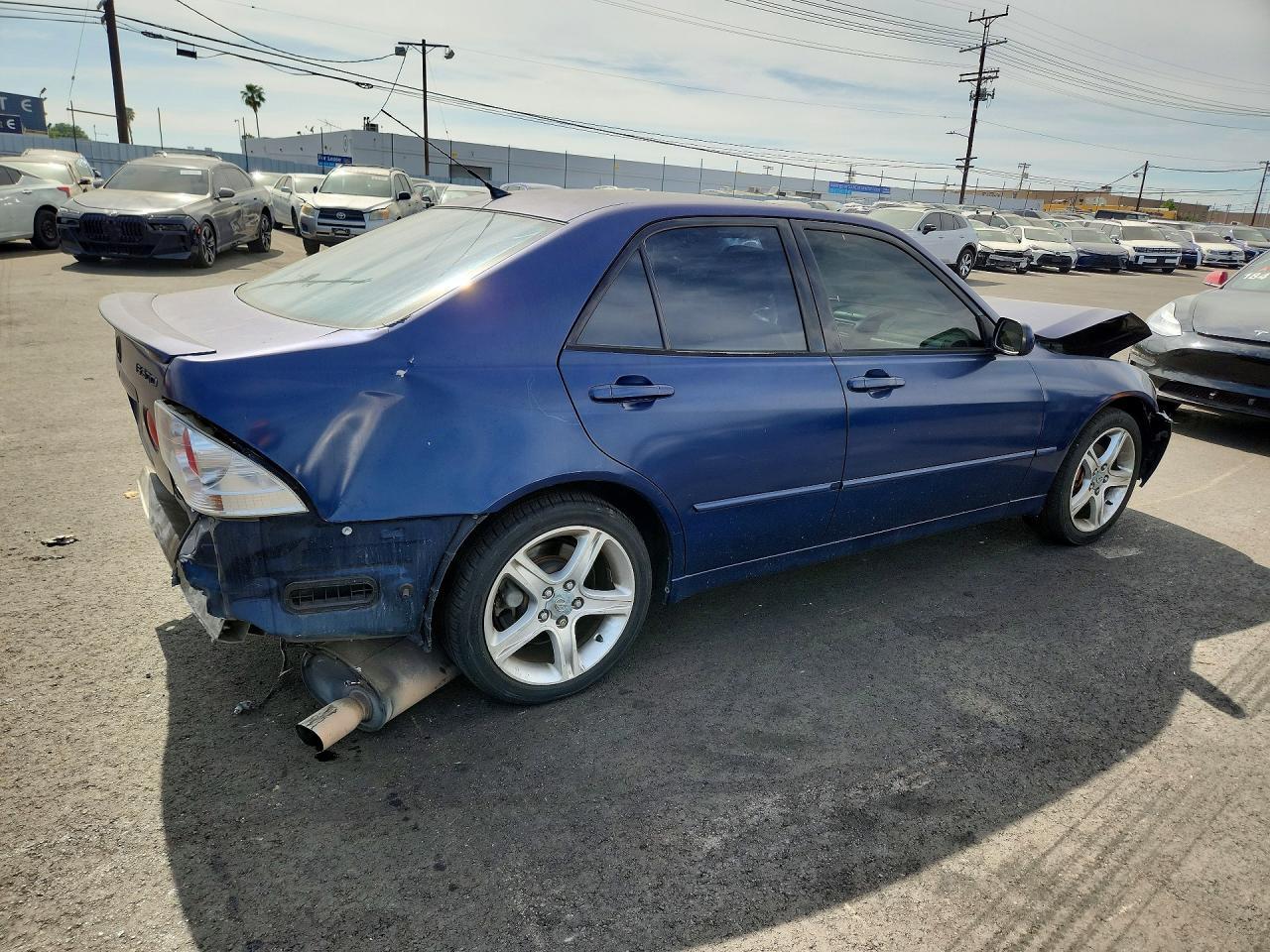 2004 LEXUS IS 300