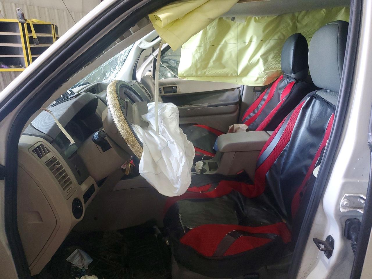 2009 FORD ESCAPE