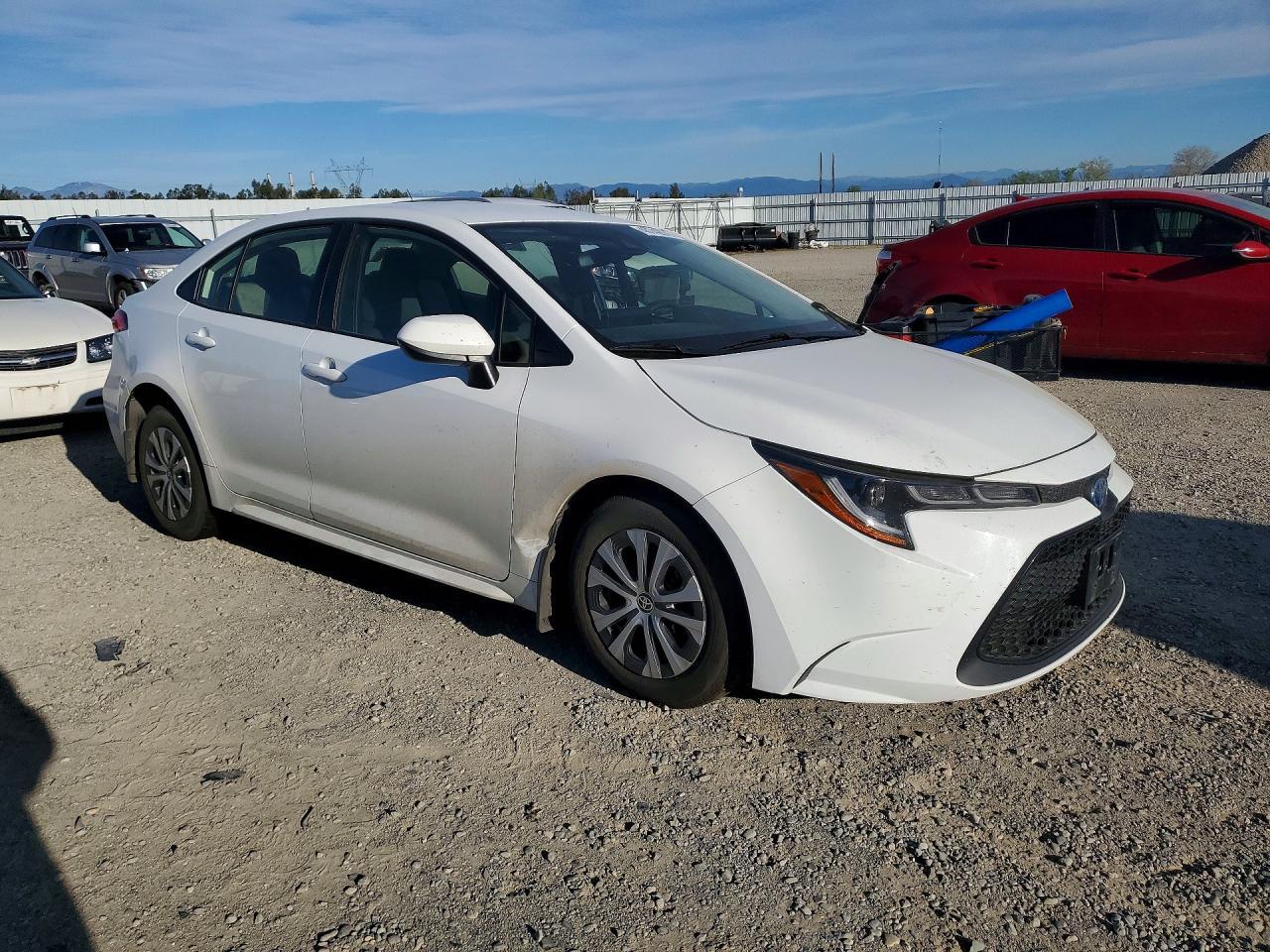 2022 TOYOTA COROLLA