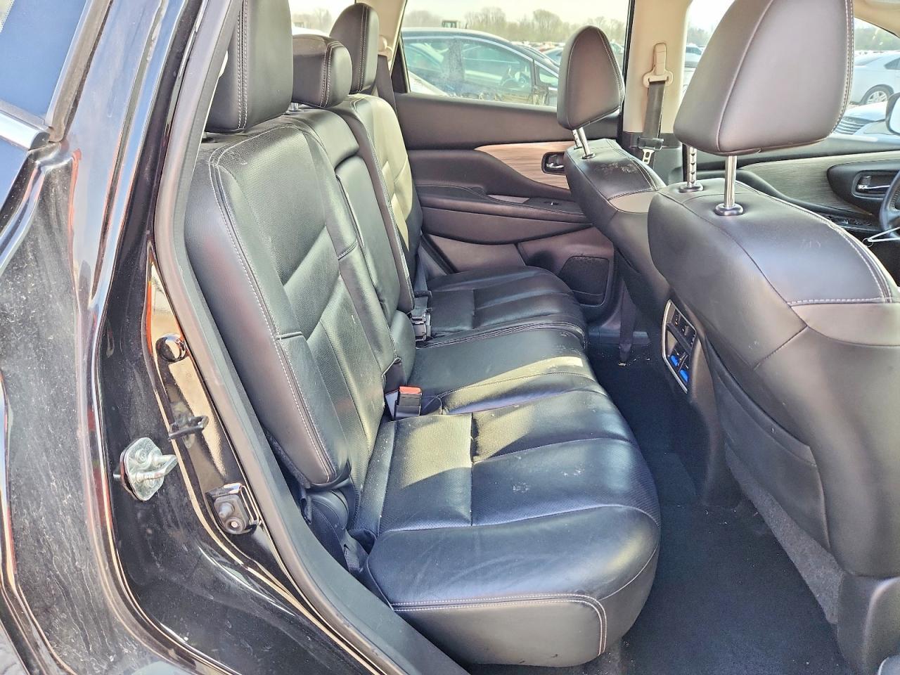 2016 NISSAN MURANO