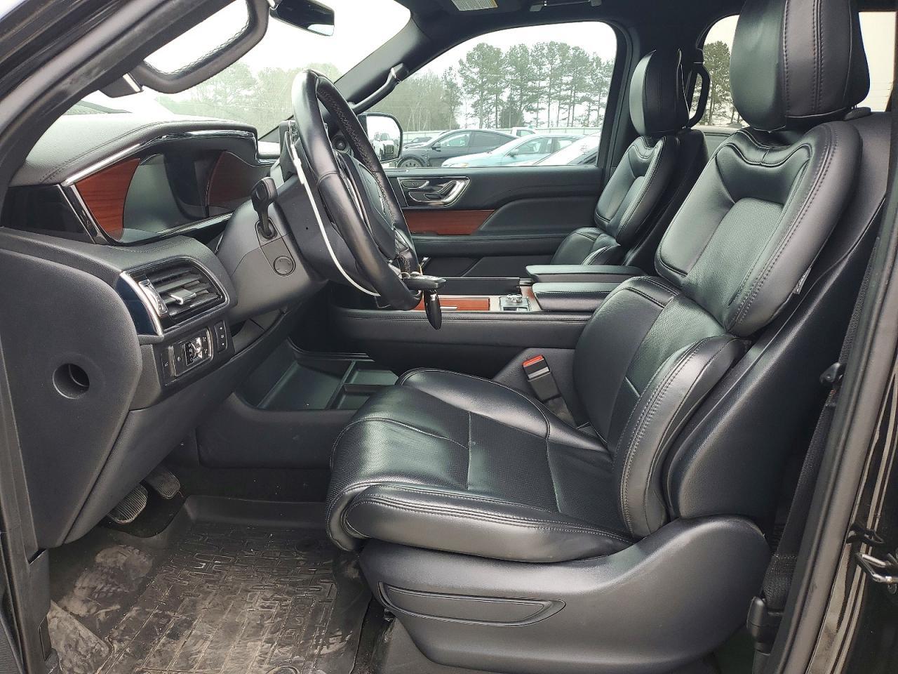 2022 LINCOLN Navigator