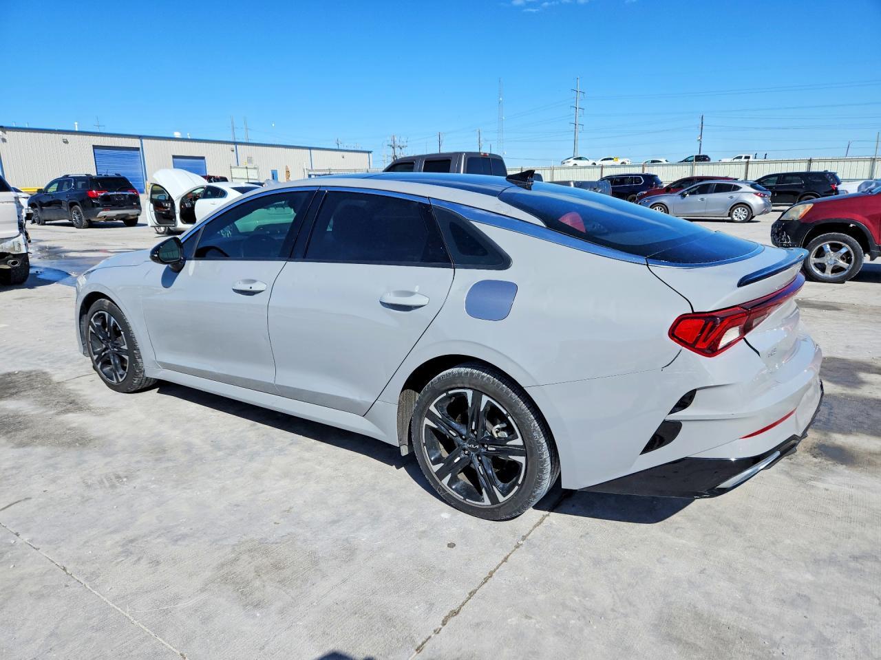 2023 KIA K5
