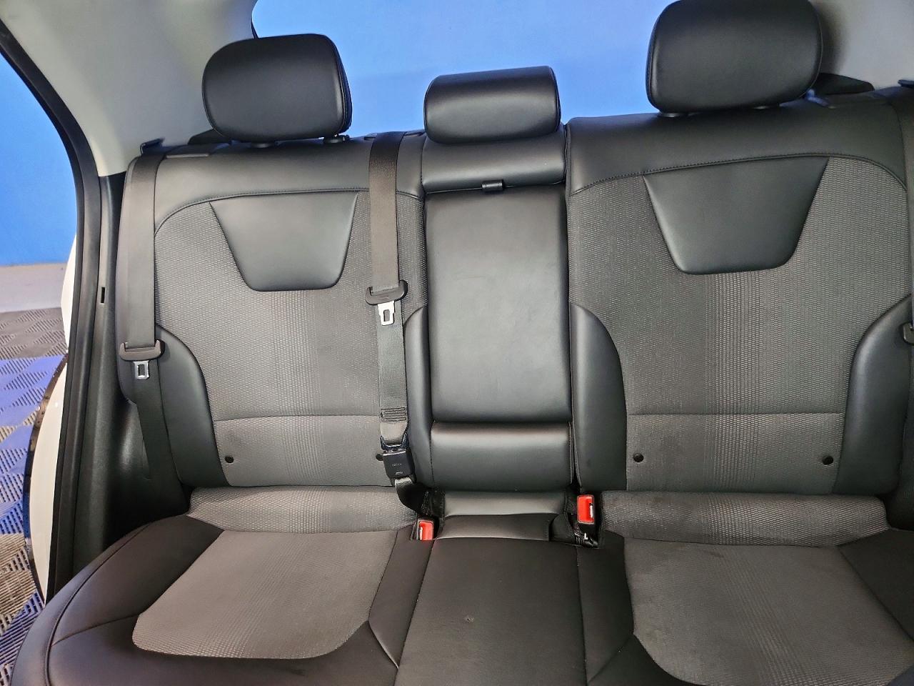 2023 KIA Niro