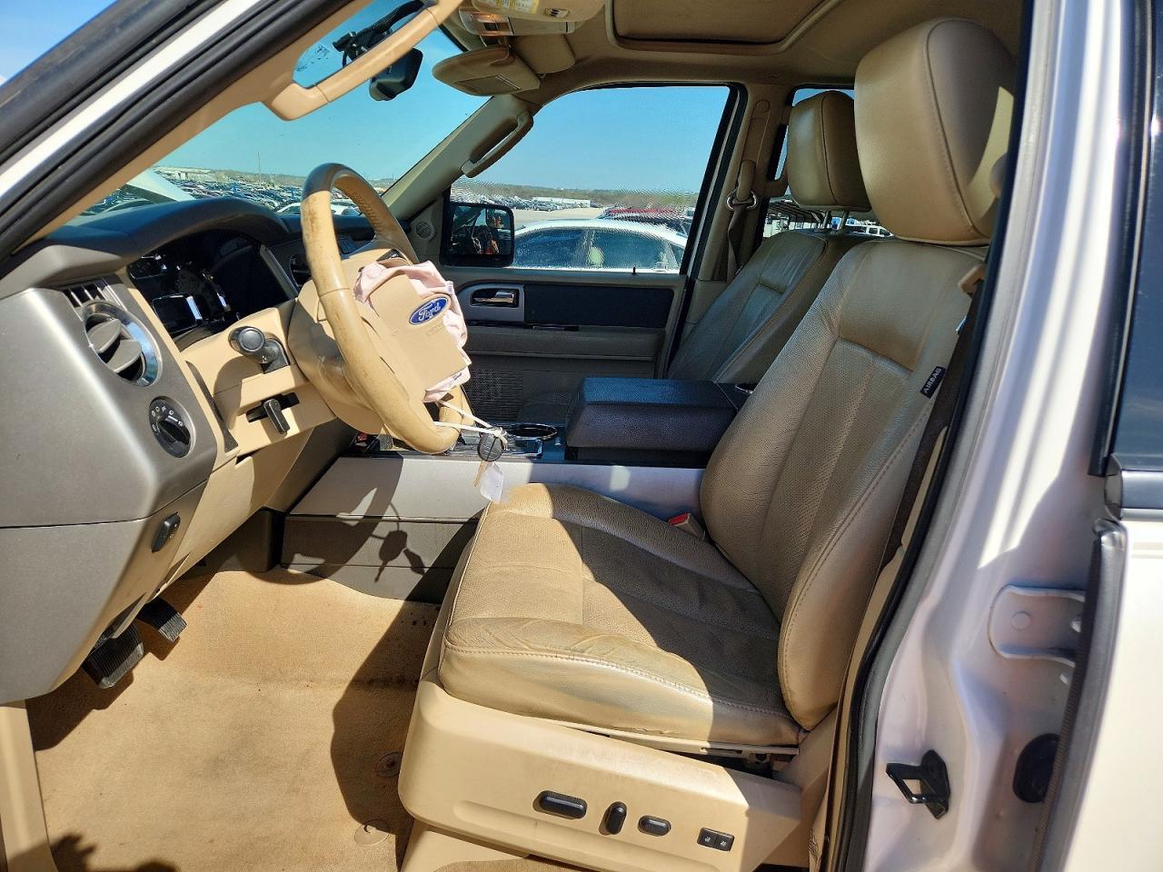 2013 FORD Expedition