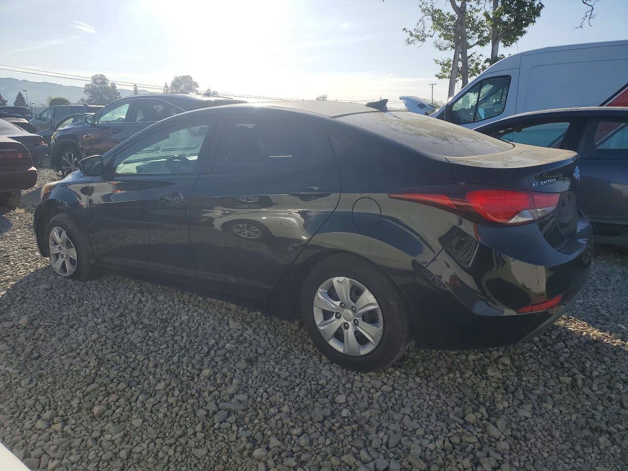 2016 HYUNDAI ELANTRA