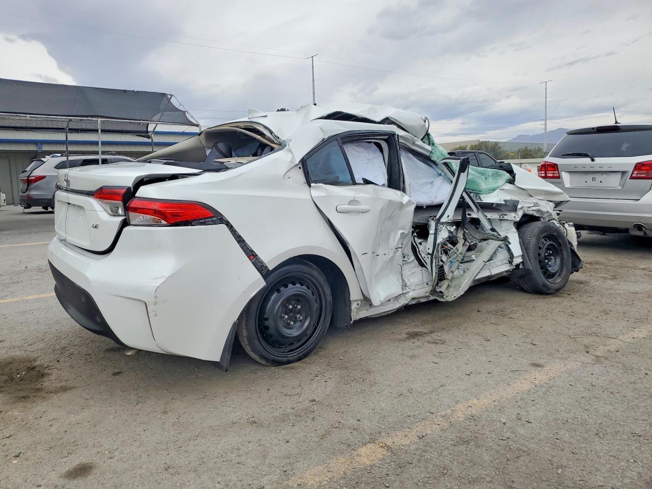 2023 TOYOTA COROLLA