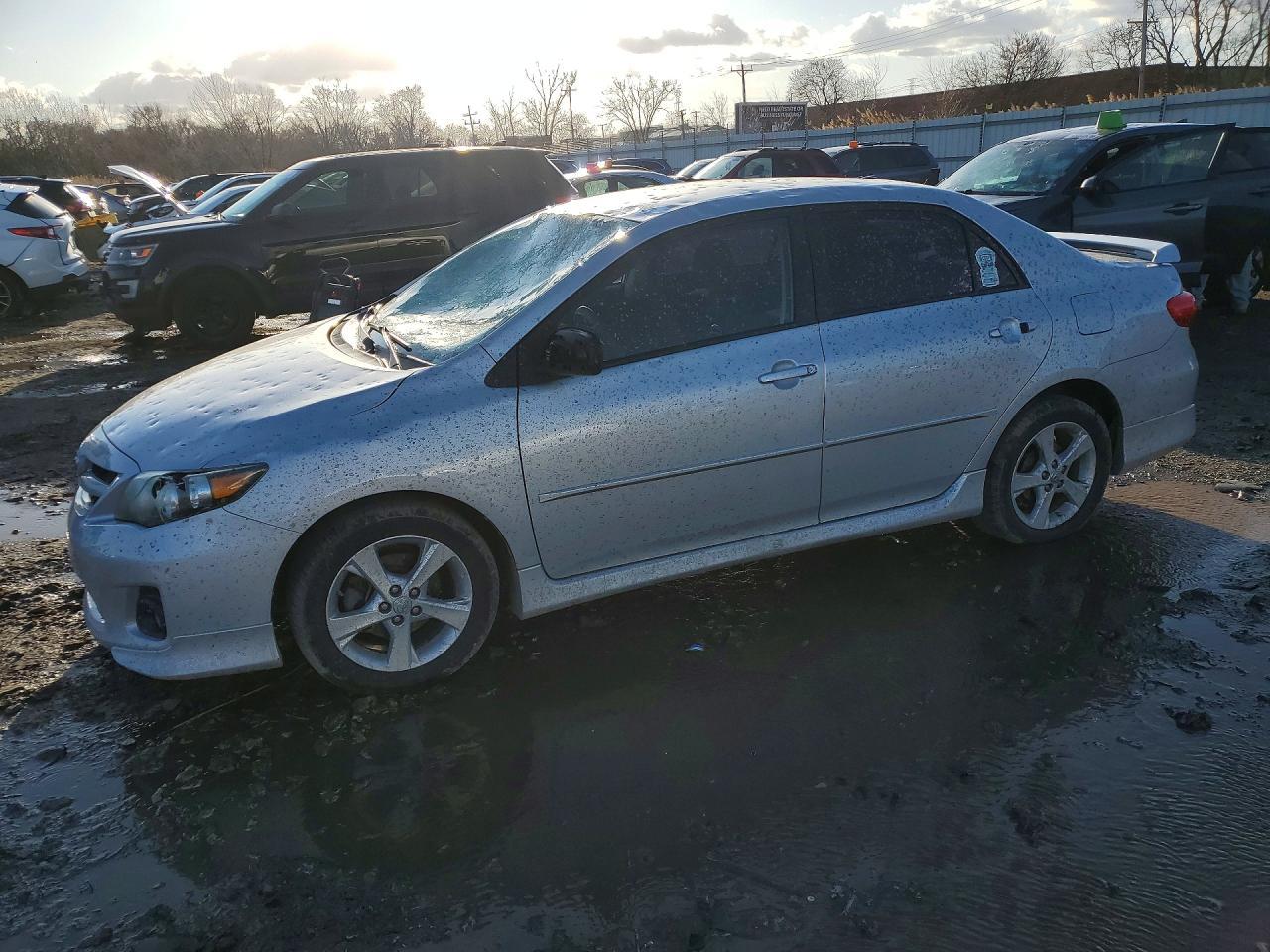 2013 TOYOTA COROLLA