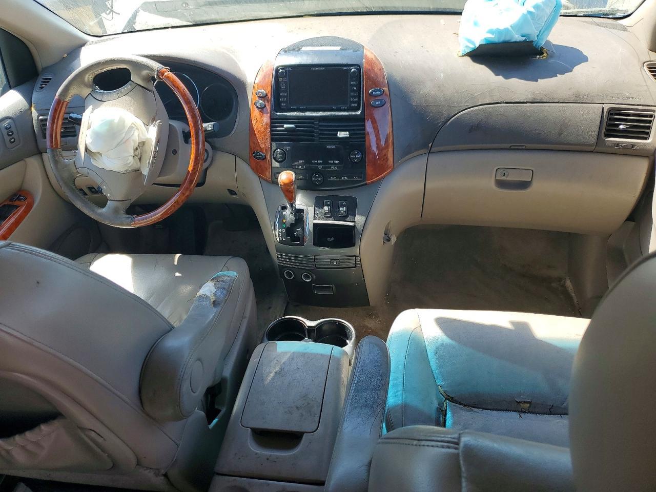 2007 TOYOTA SIENNA