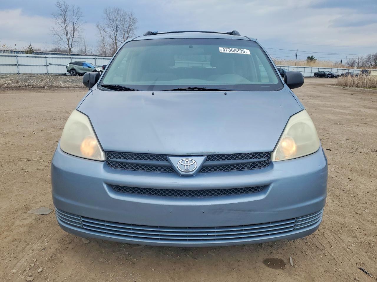 2004 TOYOTA SIENNA