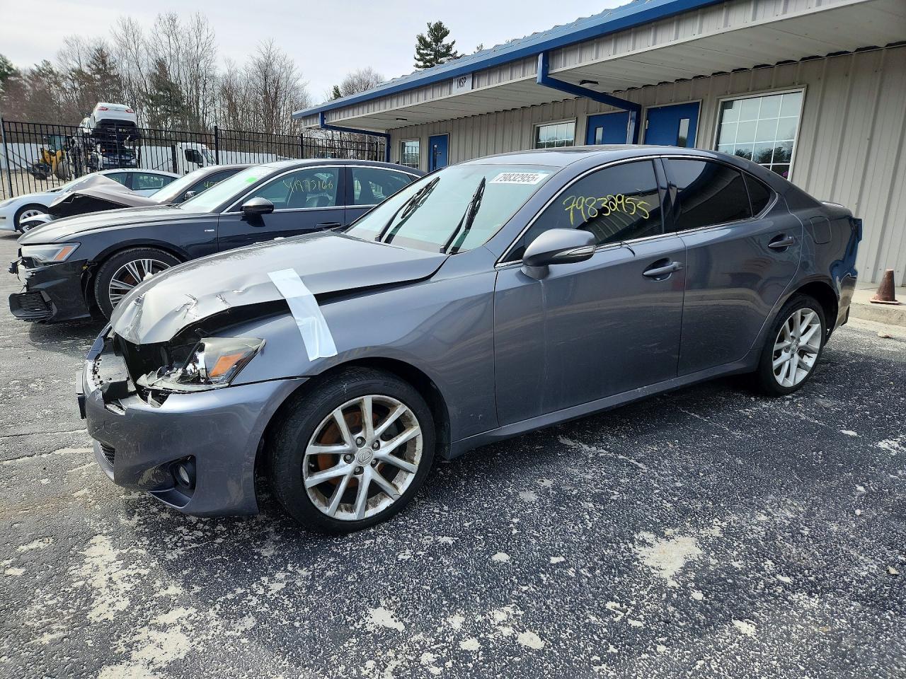 2013 LEXUS IS 250