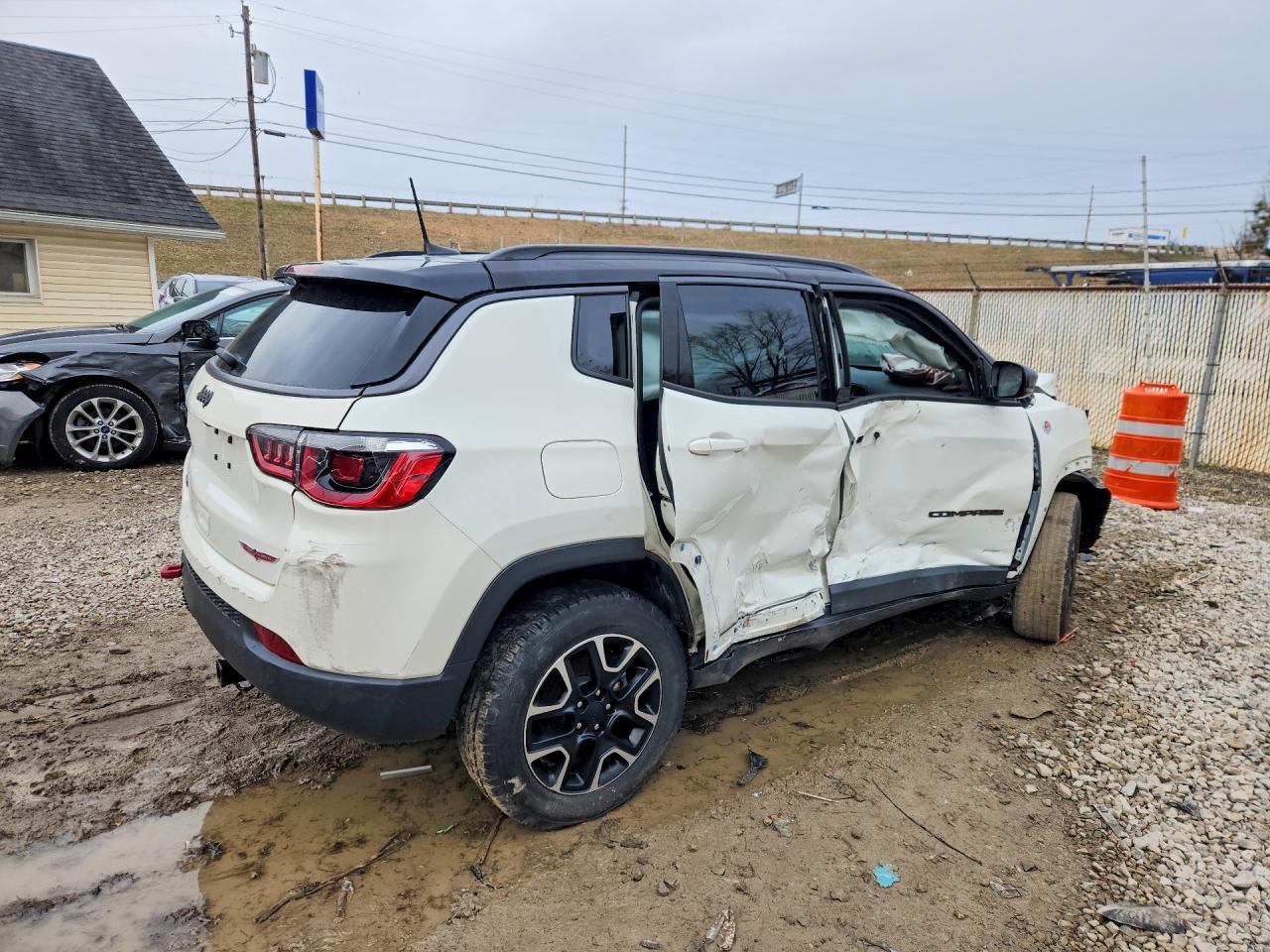 2020 JEEP Compass