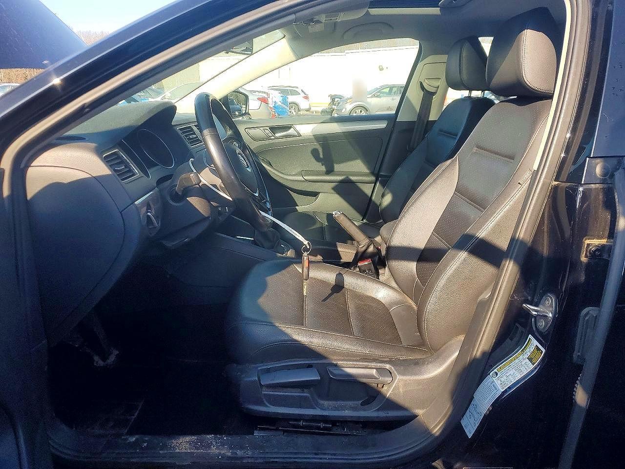2017 VOLKSWAGEN JETTA