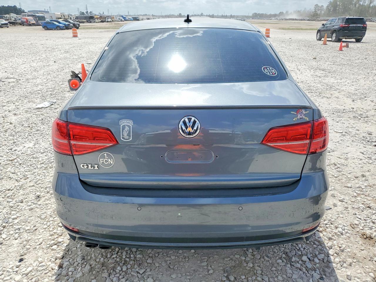 2017 VOLKSWAGEN JETTA