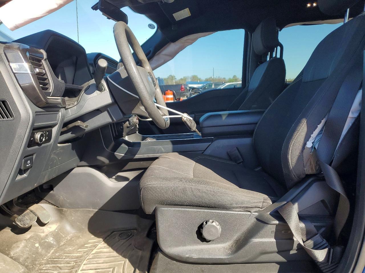 2024 FORD F-150 Lightning