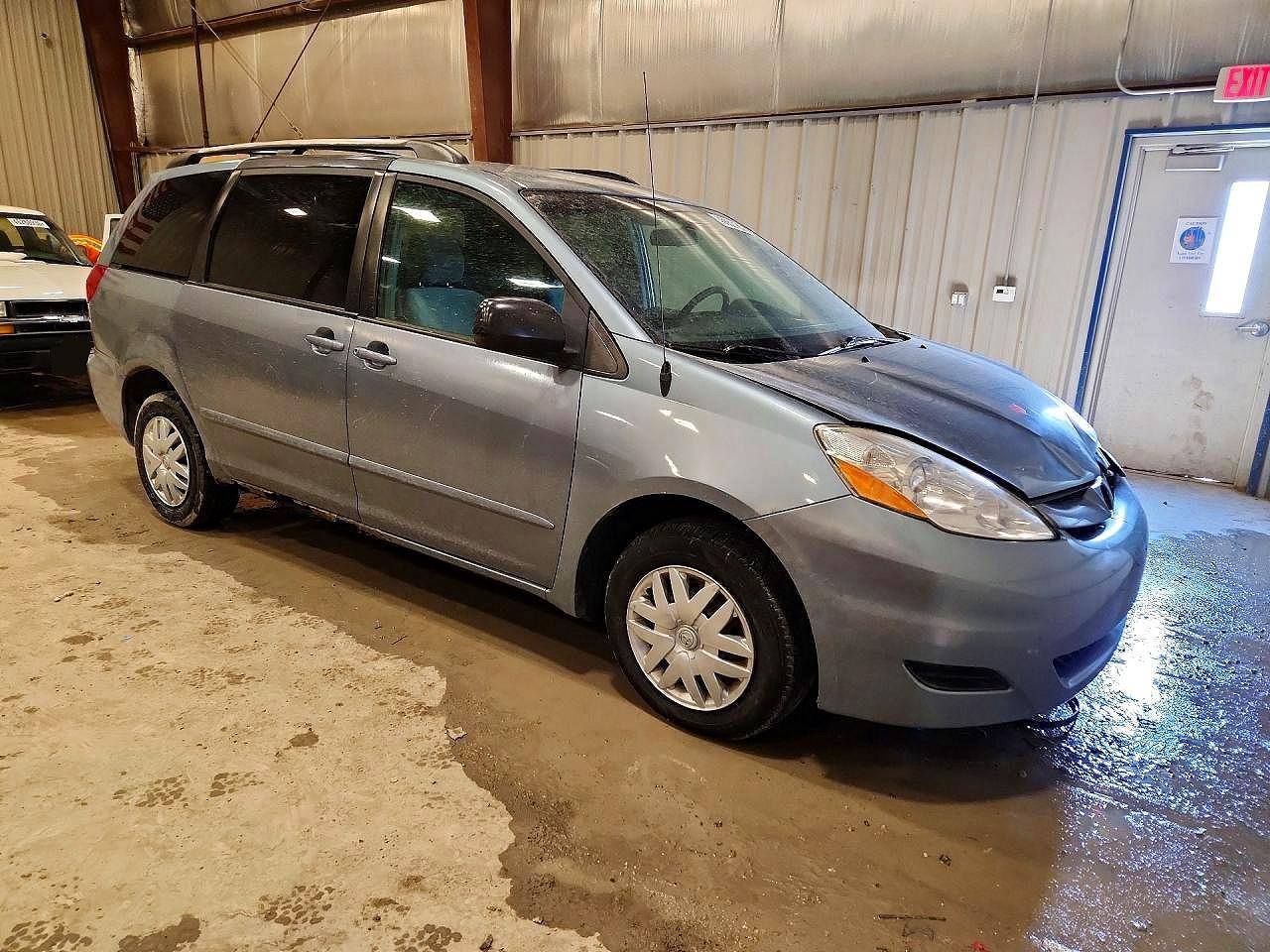 2007 TOYOTA SIENNA
