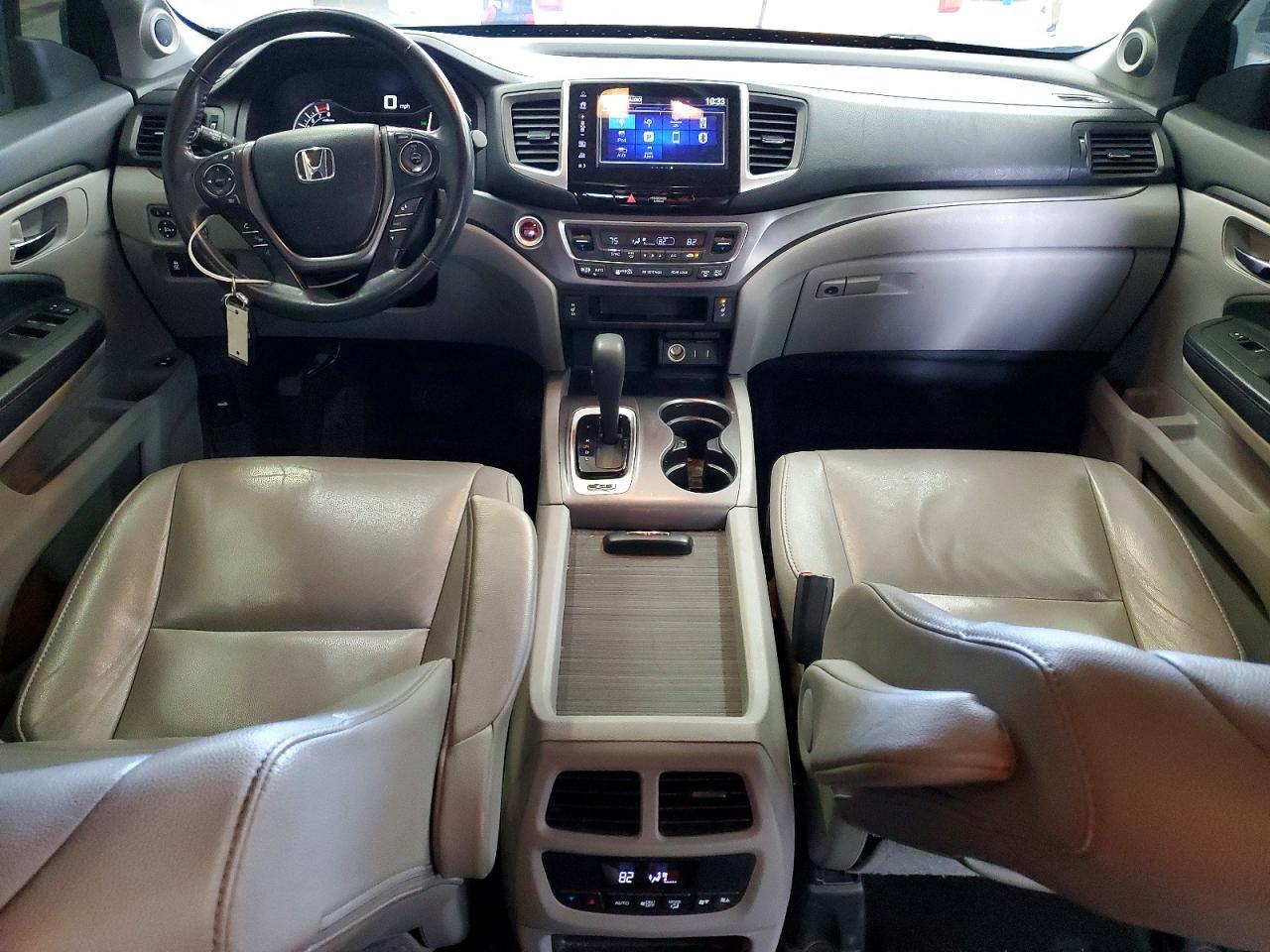 2017 HONDA PILOT