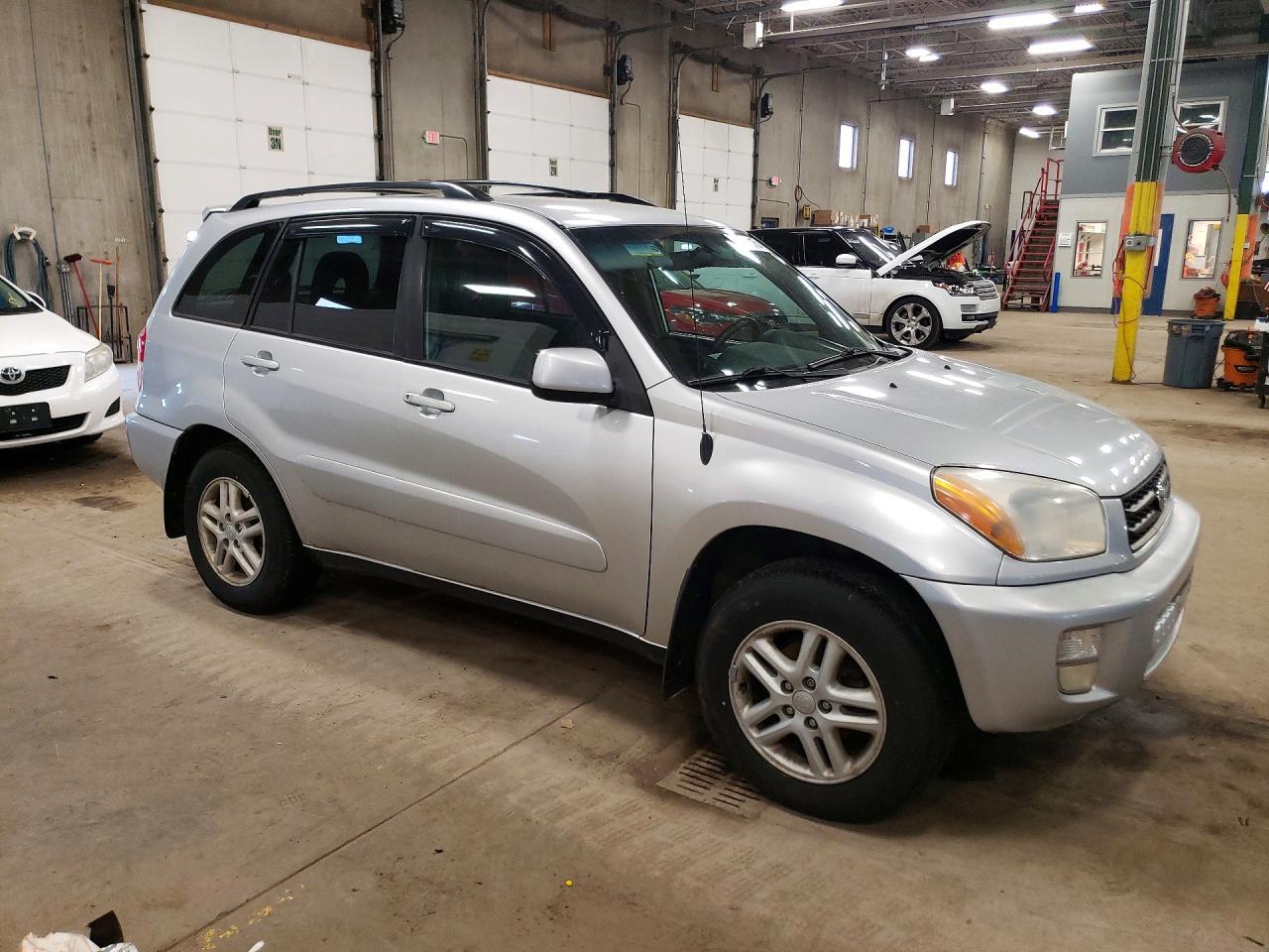 2002 TOYOTA RAV4