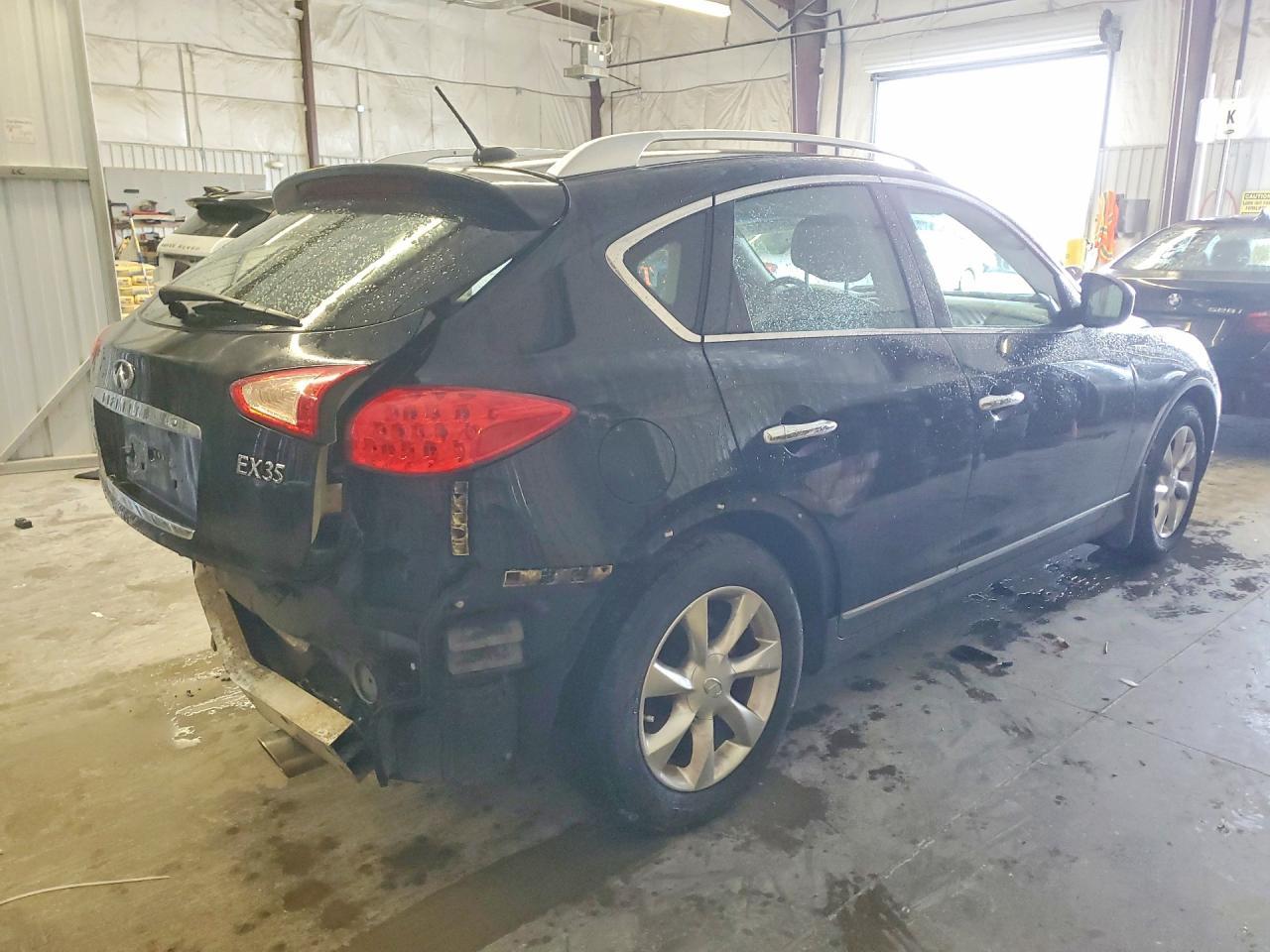 2010 INFINITI EX35