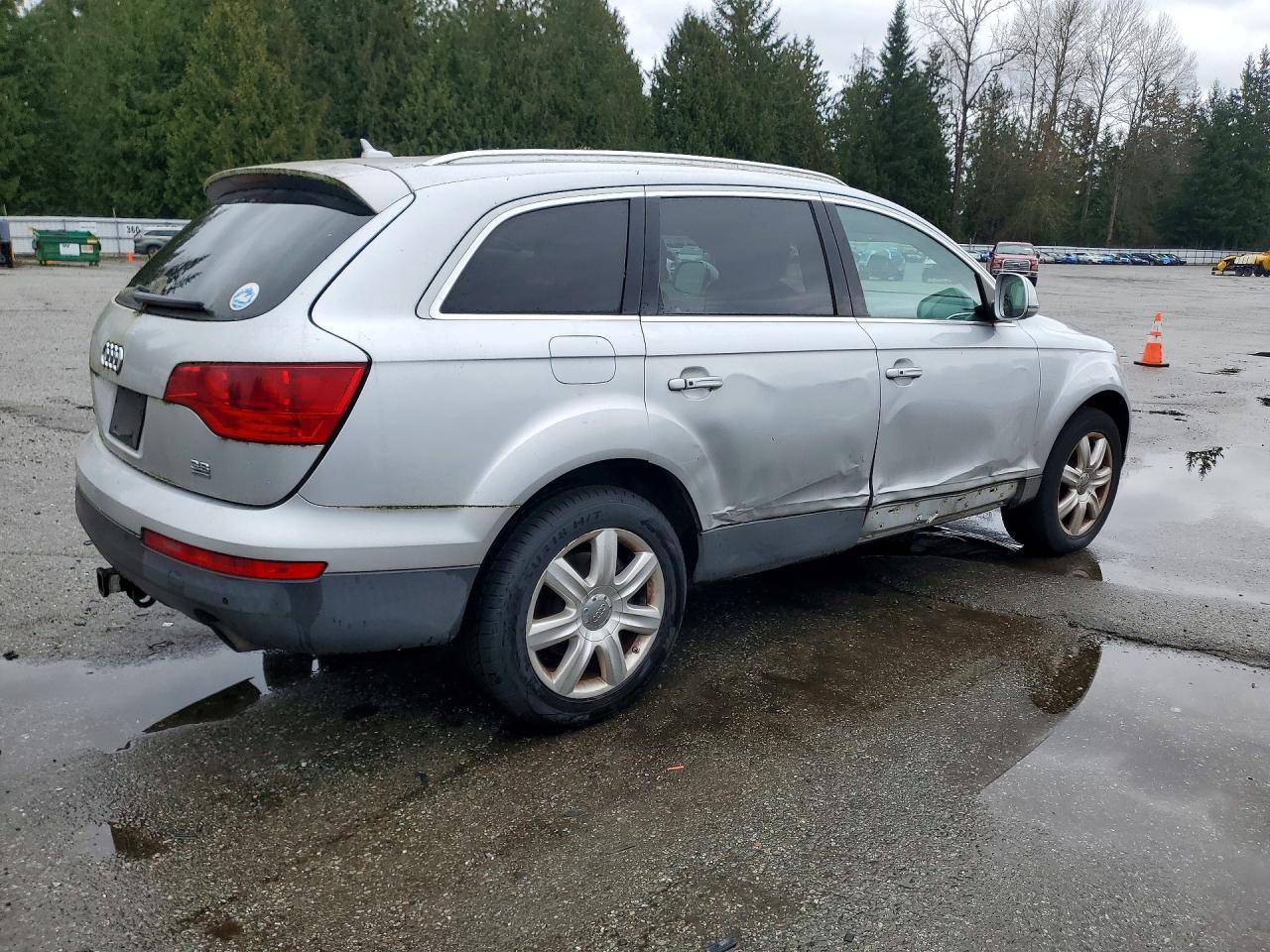 2007 AUDI Q7