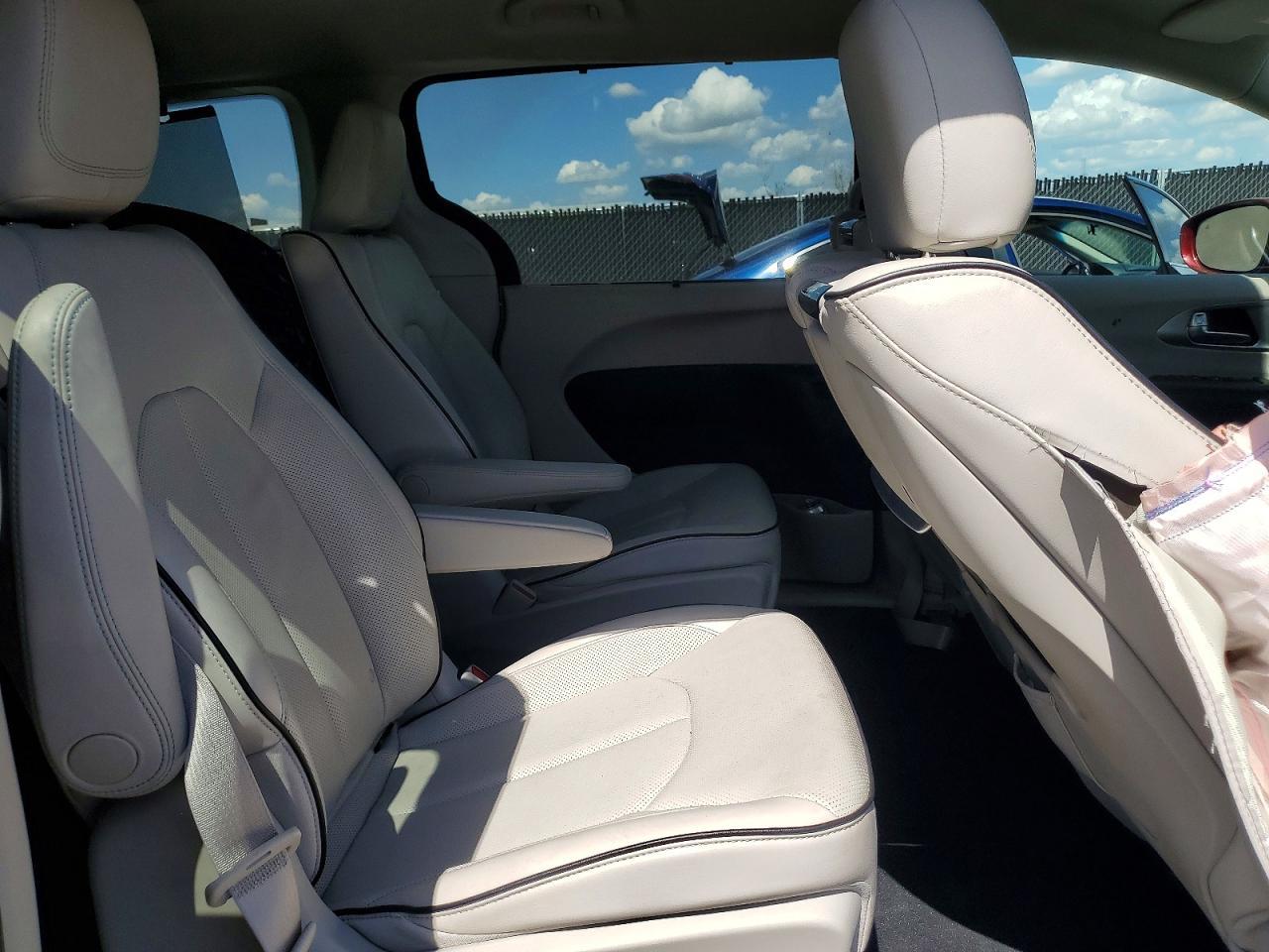 2019 CHRYSLER Pacifica