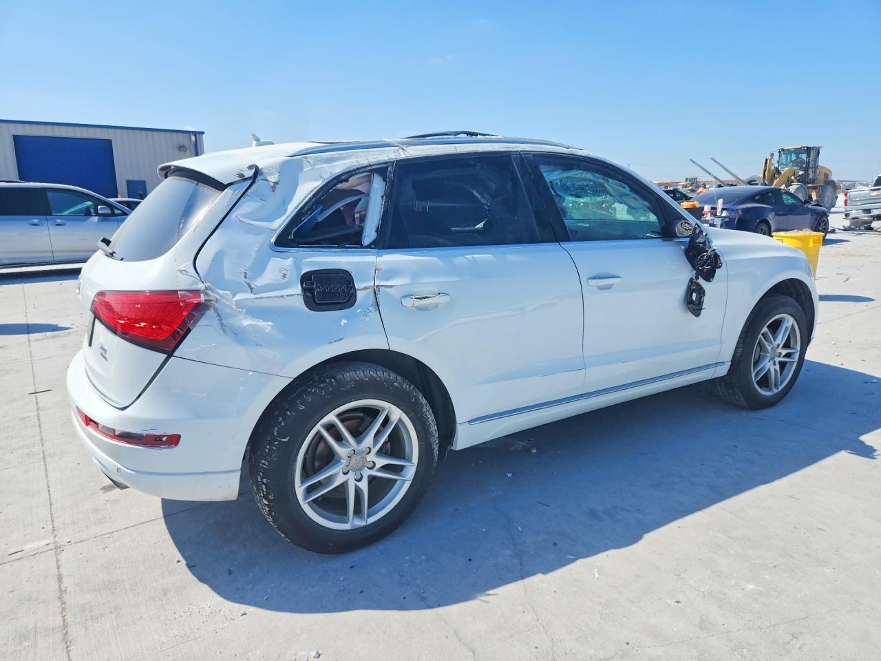 2016 AUDI Q5