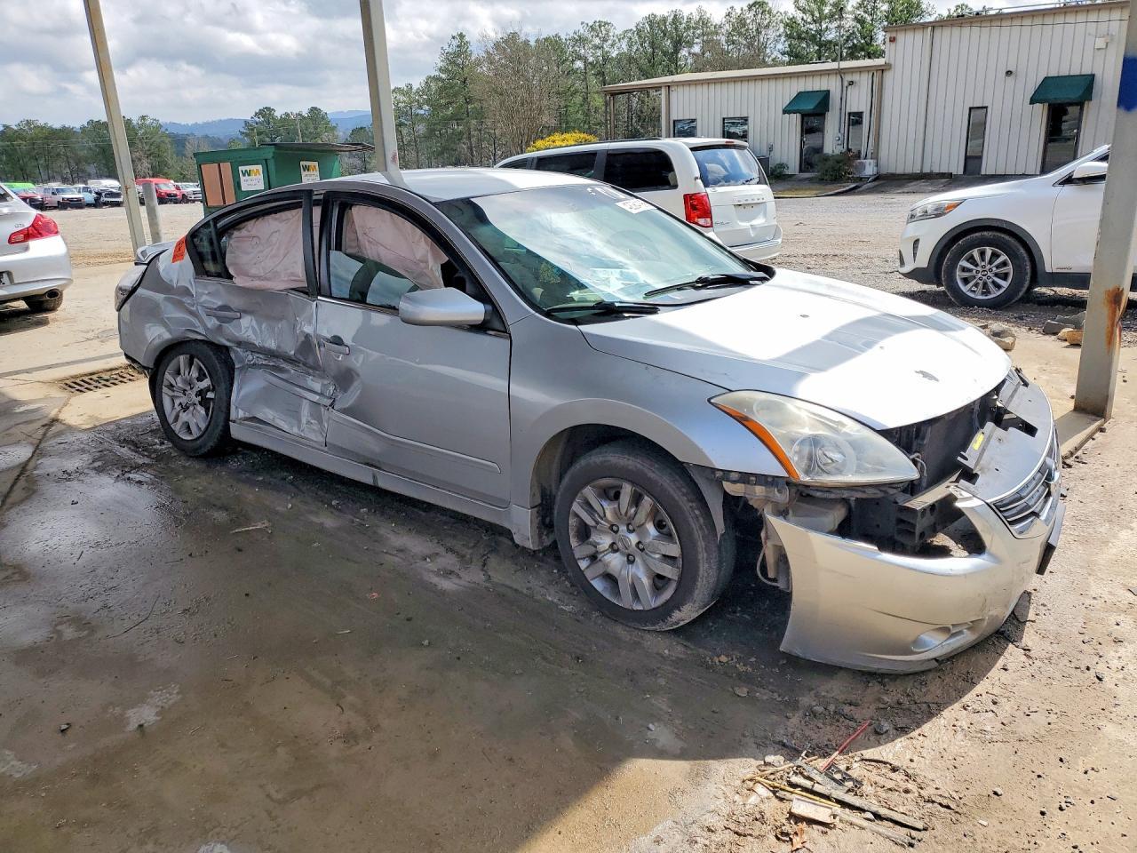 2012 NISSAN ALTIMA
